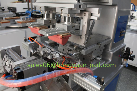 Automatic pad printing machine
